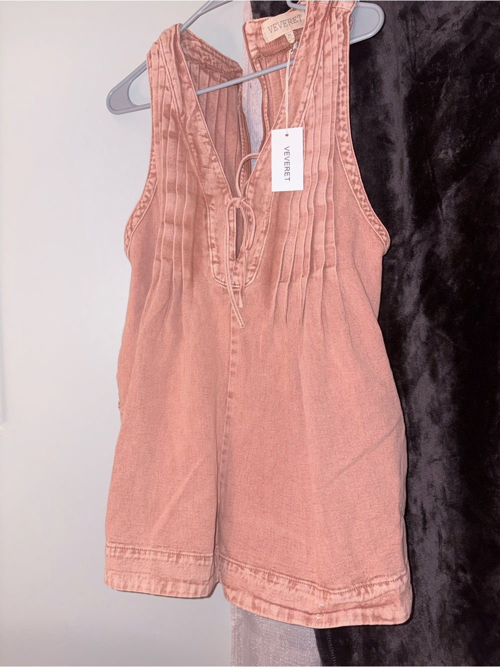Women's Sleeveless Pink Tank Top